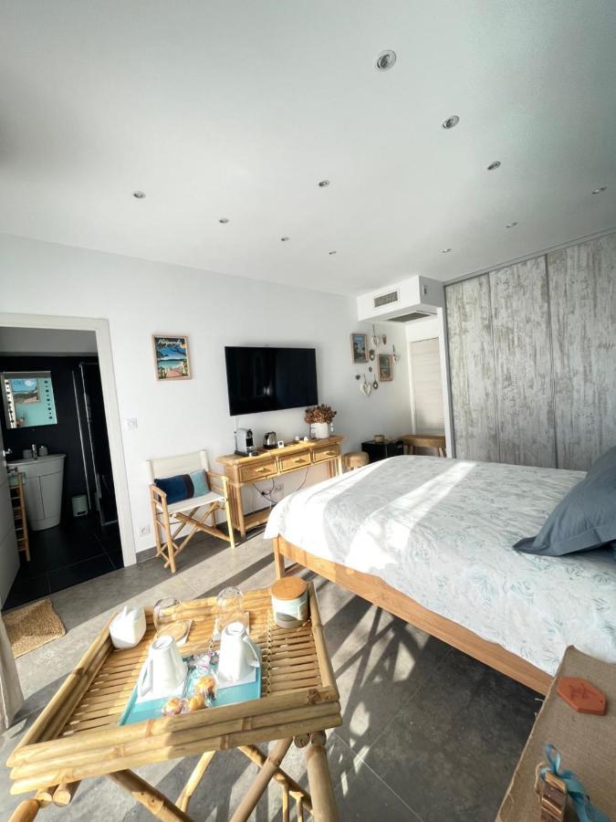 Chambre Luxe Dans Villa De Standing Avec Piscine, Acces Discret Et Independant, Terrasse Arboree Et Parking Prive 라발레트듀바 외부 사진