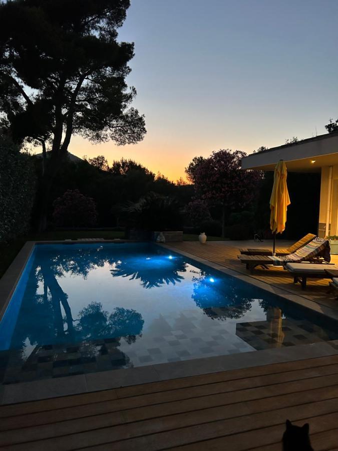 Chambre Luxe Dans Villa De Standing Avec Piscine, Acces Discret Et Independant, Terrasse Arboree Et Parking Prive 라발레트듀바 외부 사진